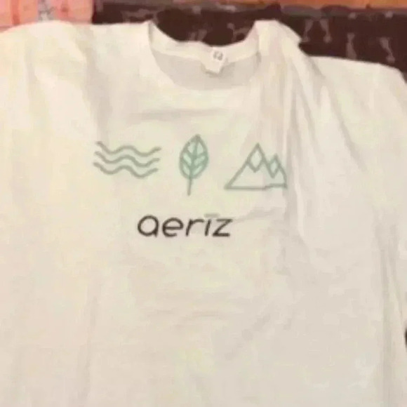 T-Shirt Aeriz Company - Picture 1 of 3